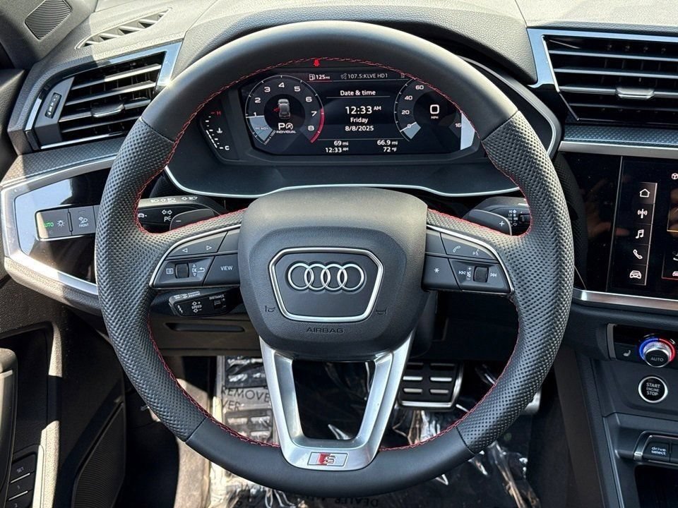 Certified 2025 Audi Q3 2.0T Premium Plus w/ Premium Plus Package AWD/4WD image 13