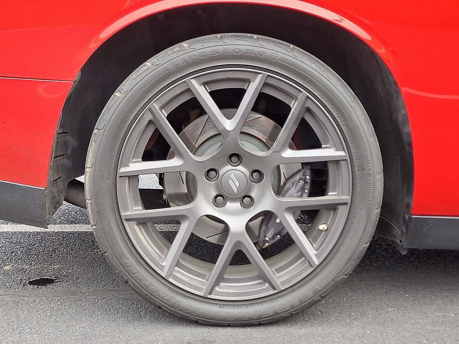 Used 2016 Dodge Challenger R/T Scat Pack w/ Leather Interior Group image 9