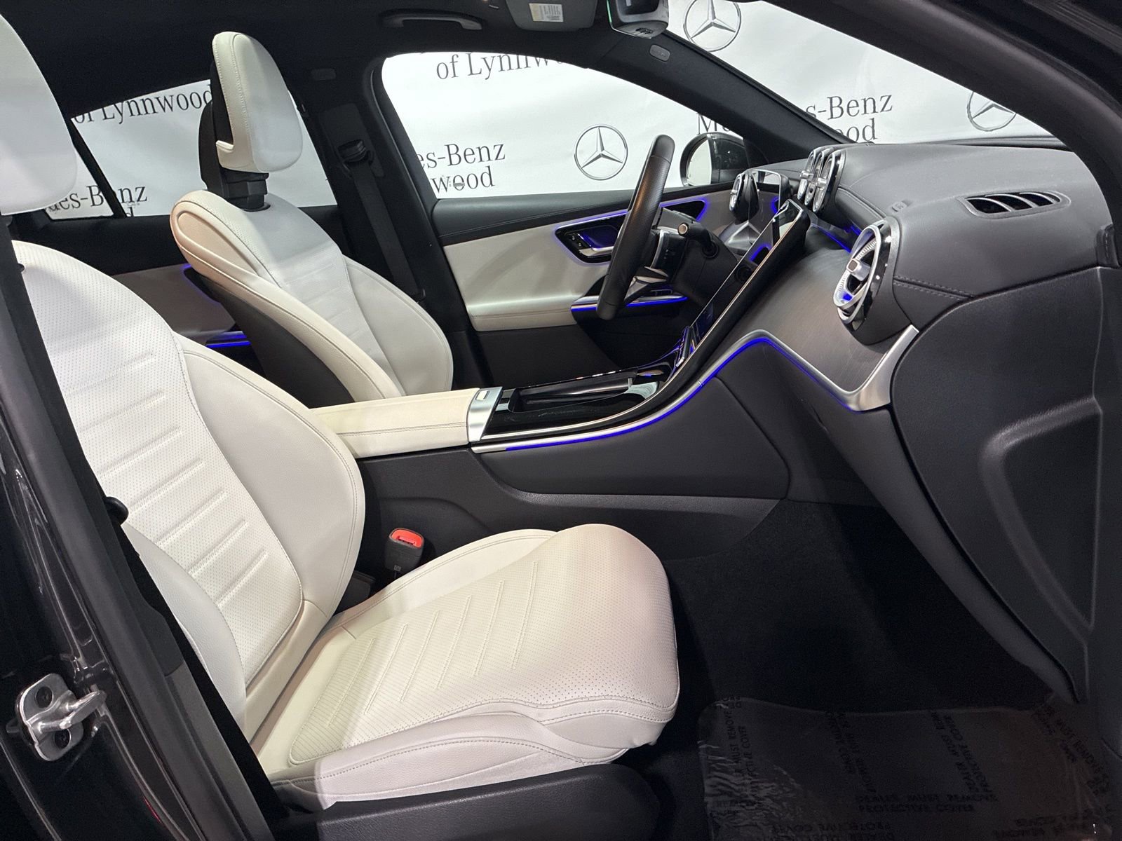 Used 2025 Mercedes-Benz GLC 300 GLC 300 Coupe image 20