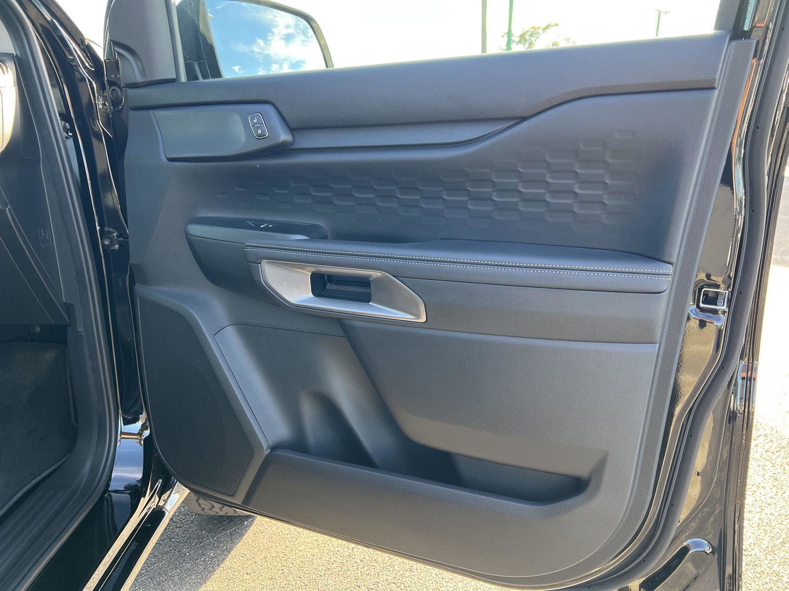 New 2025 Ford Ranger XLT AWD/4WD image 17