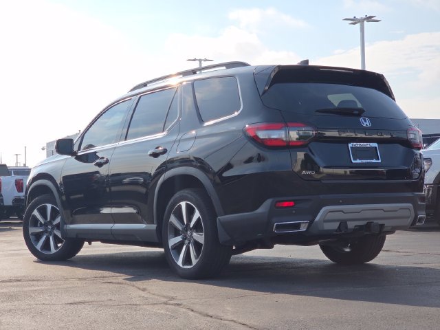 Used 2023 Honda Pilot Elite image 19