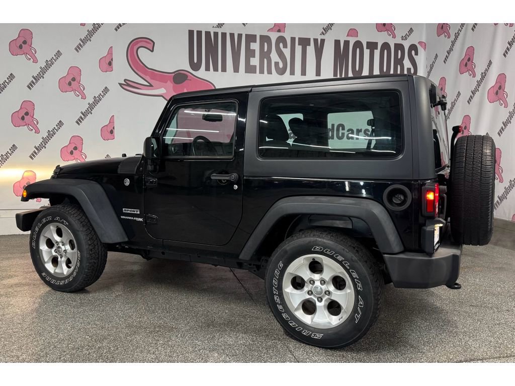 Used 2018 Jeep Wrangler Sport image 14
