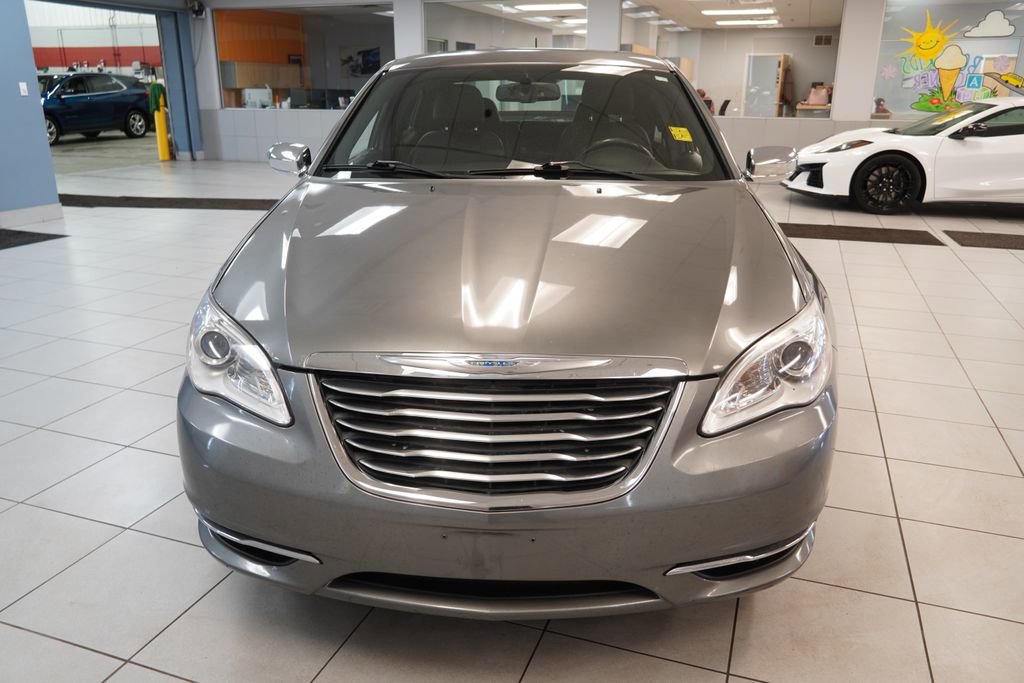 Used 2012 Chrysler 200 Limited FWD image 15