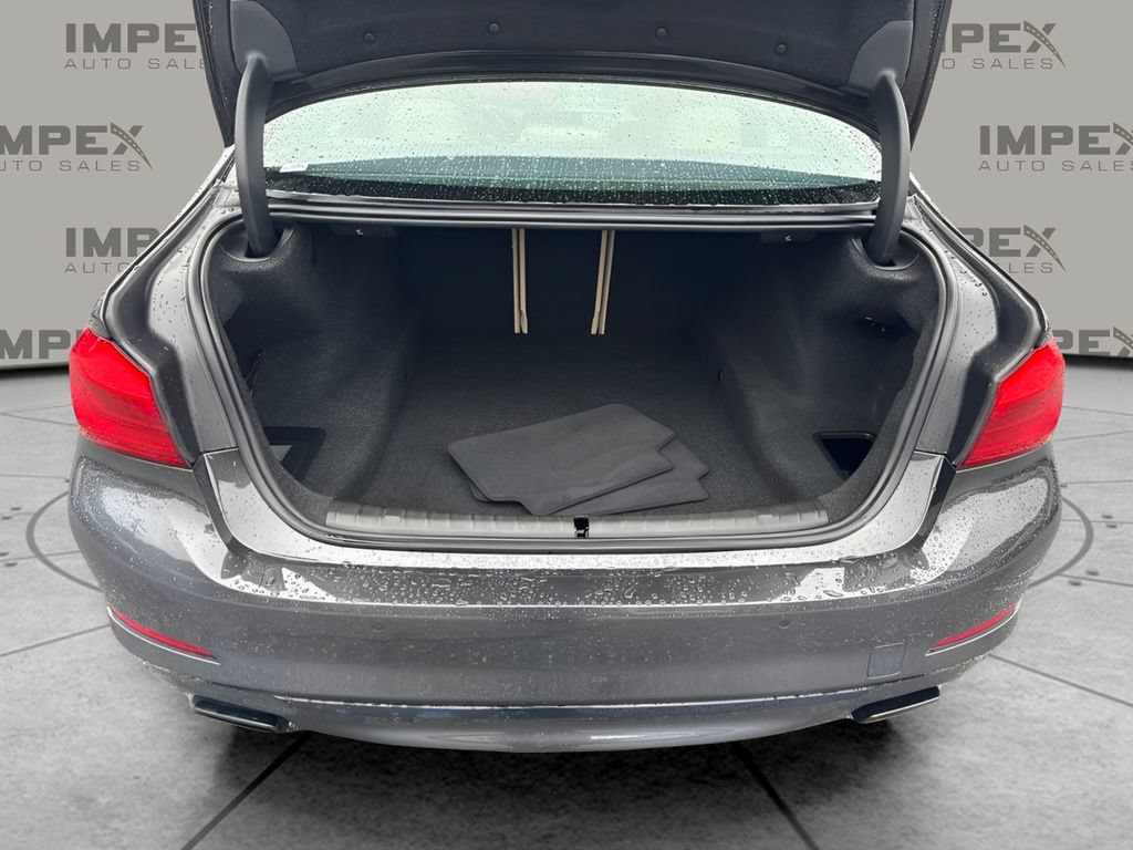 Used 2019 BMW 540i xDrive w/ Executive Package AWD/4WD image 17