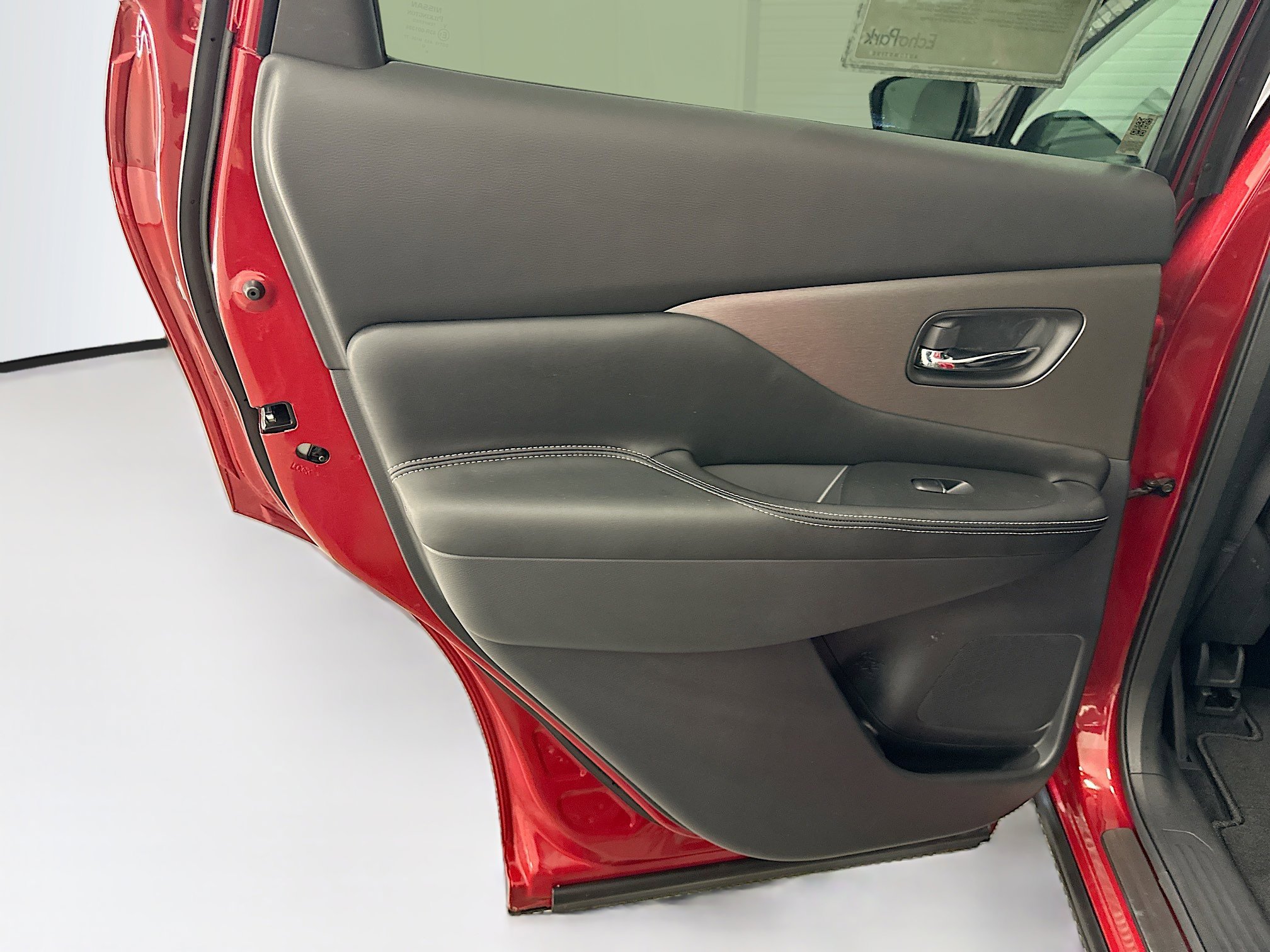 Used 2024 Nissan Murano SL image 28