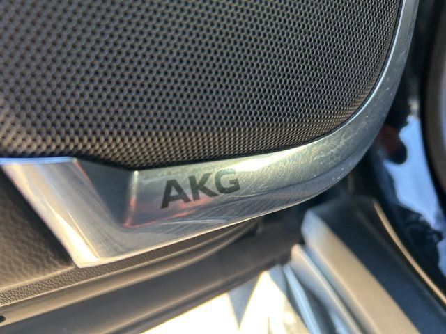 Used 2023 Cadillac Escalade Sport image 8