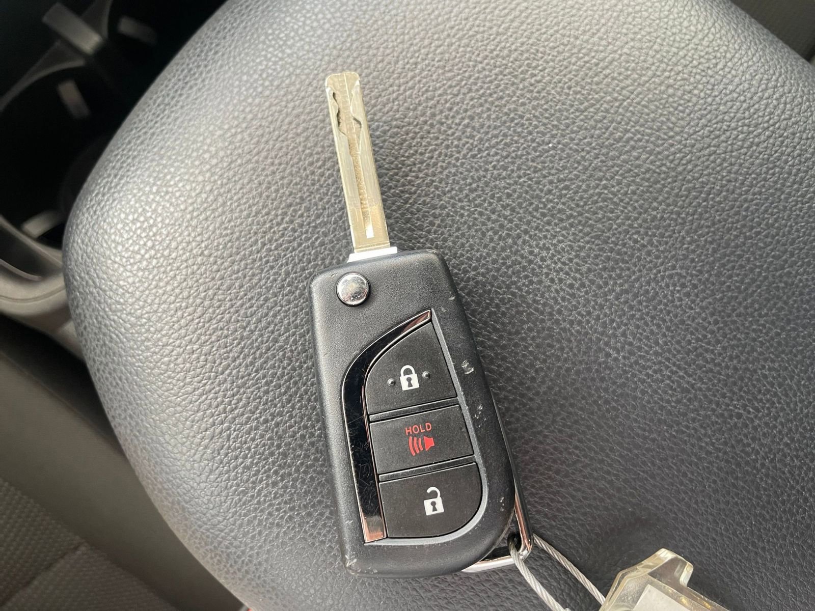 Used 2025 Toyota RAV4 LE image 22