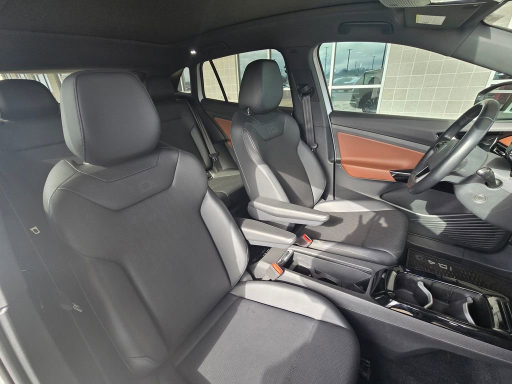 Used 2021 Volkswagen ID.4 Pro S w/ ID.4 Protection Package image 17