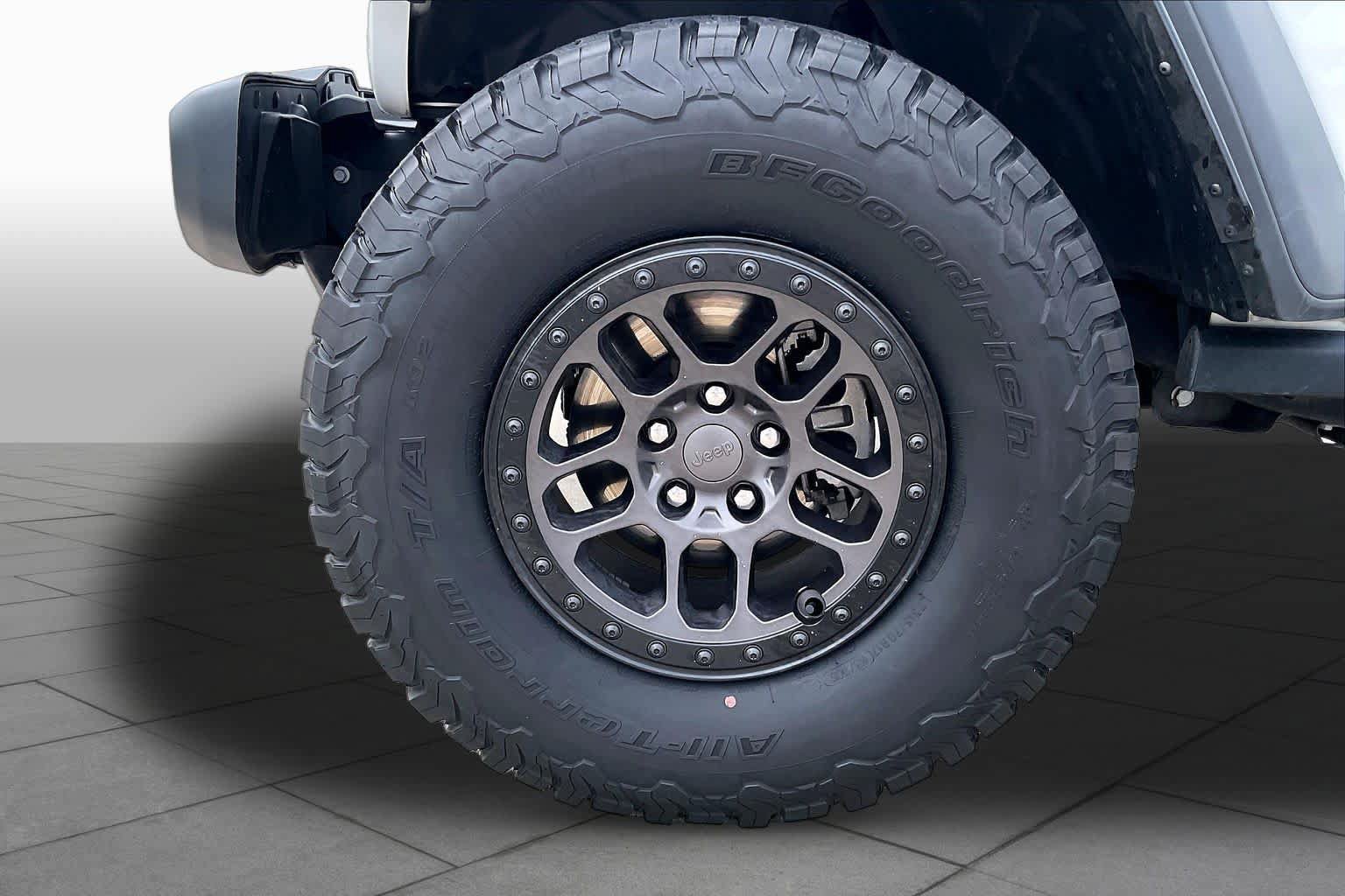 Used 2022 Jeep Wrangler Unlimited Sport AWD/4WD image 11