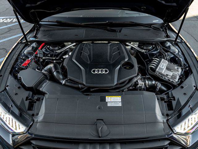 Used 2023 Audi A7 3.0T Prestige w/ Luxury Package AWD/4WD image 32