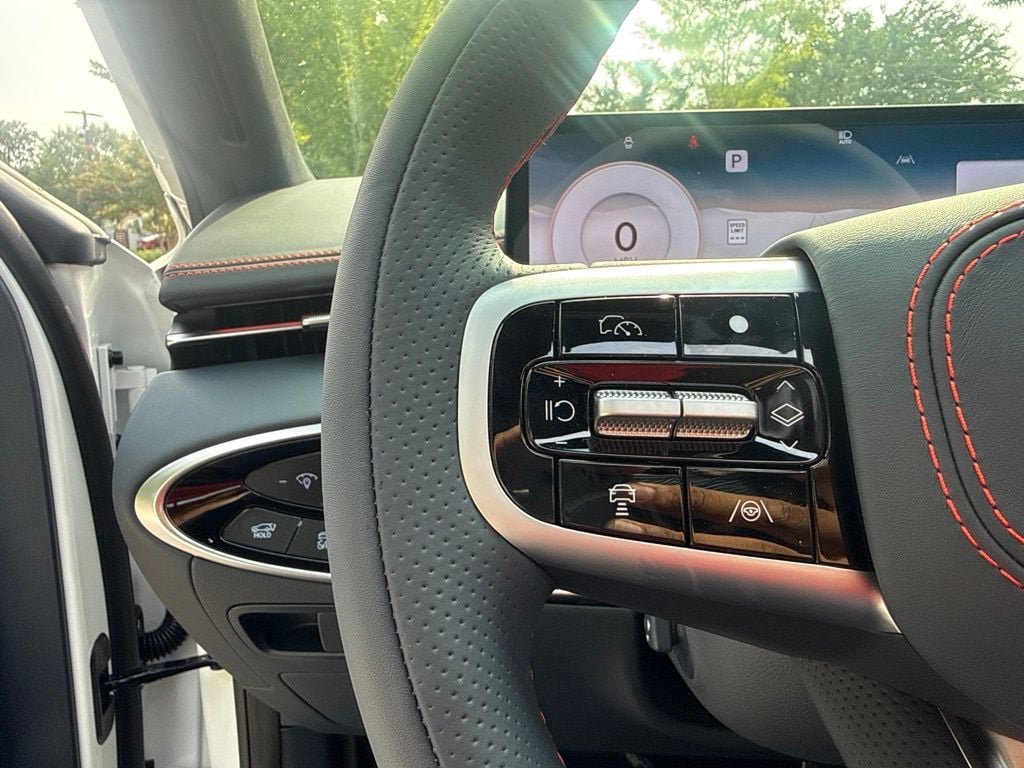 New 2027 Genesis GV70 3.5T Prestige AWD/4WD image 19
