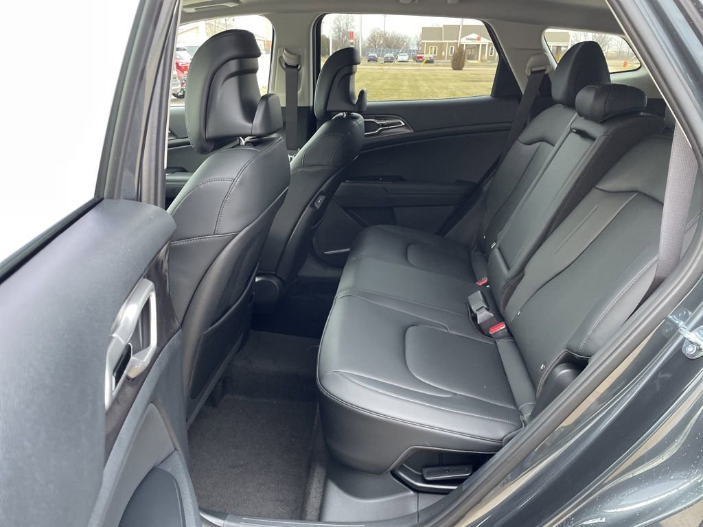 New 2026 Kia Sportage EX image 11