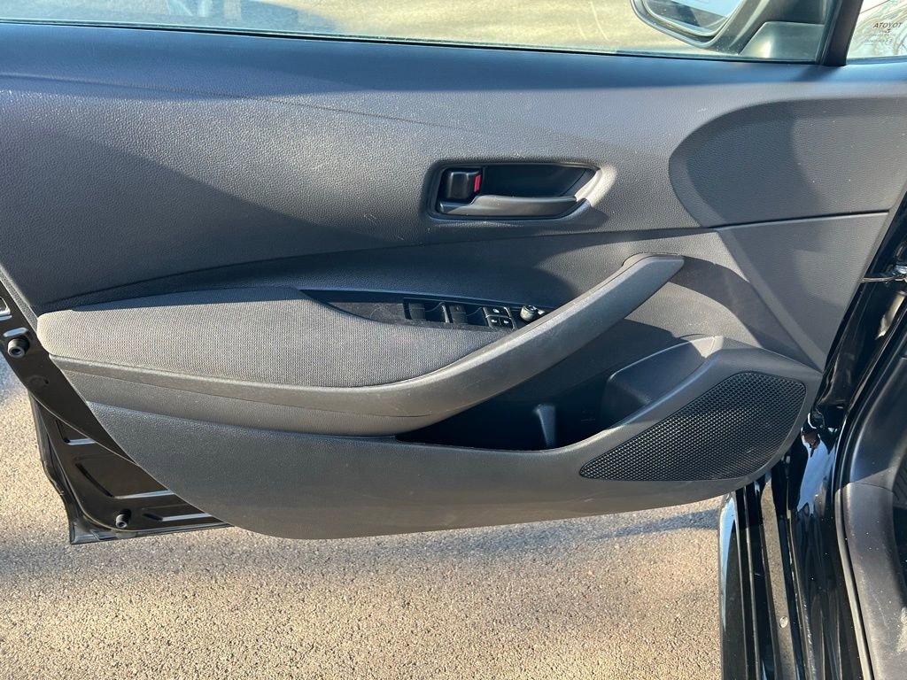 Used 2024 Toyota Corolla LE image 14