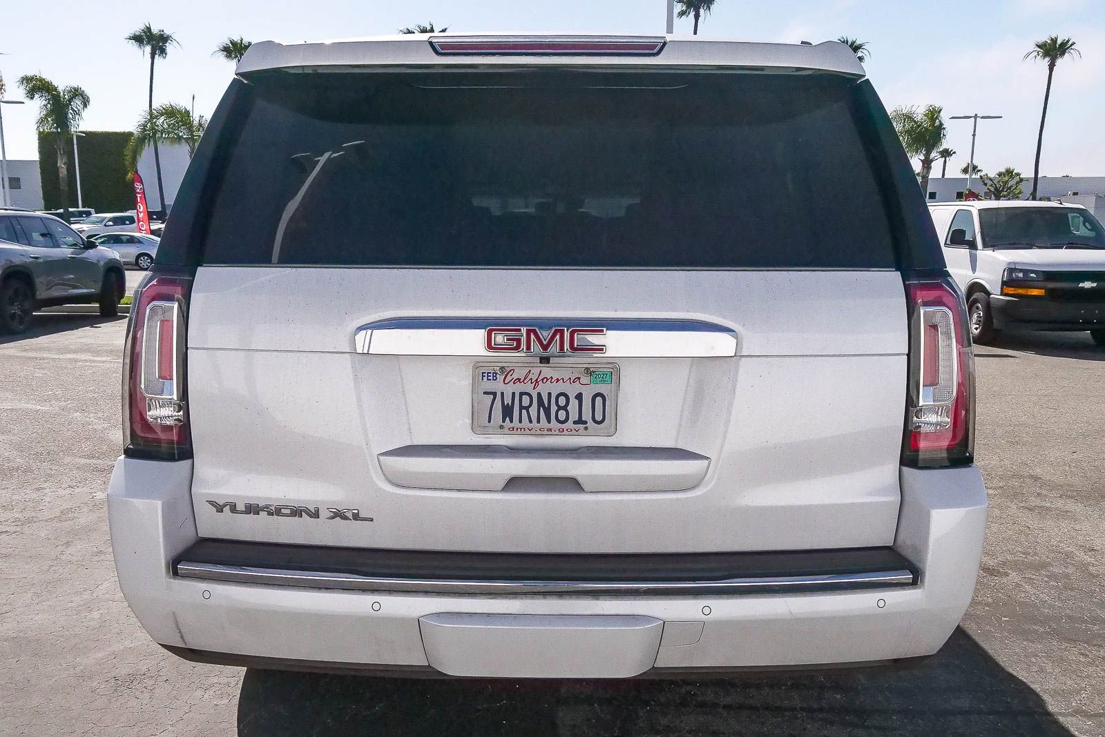 Used 2017 GMC Yukon XL Denali RWD image 8