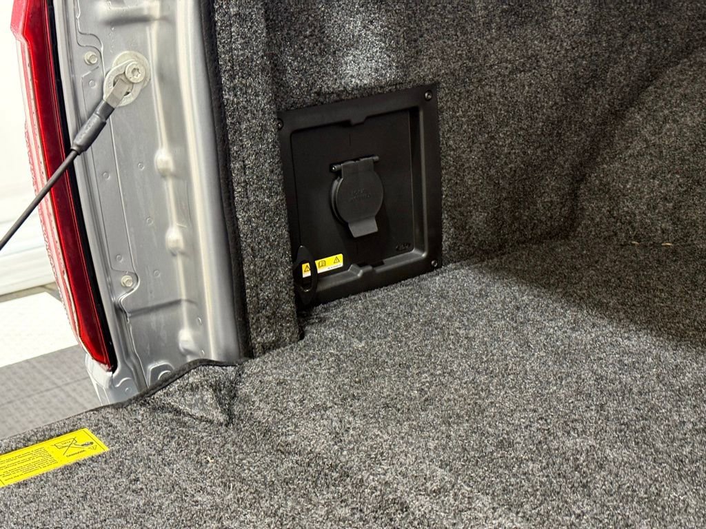 New 2024 Ford F150 Lariat w/ Equipment Group 502A High image 5