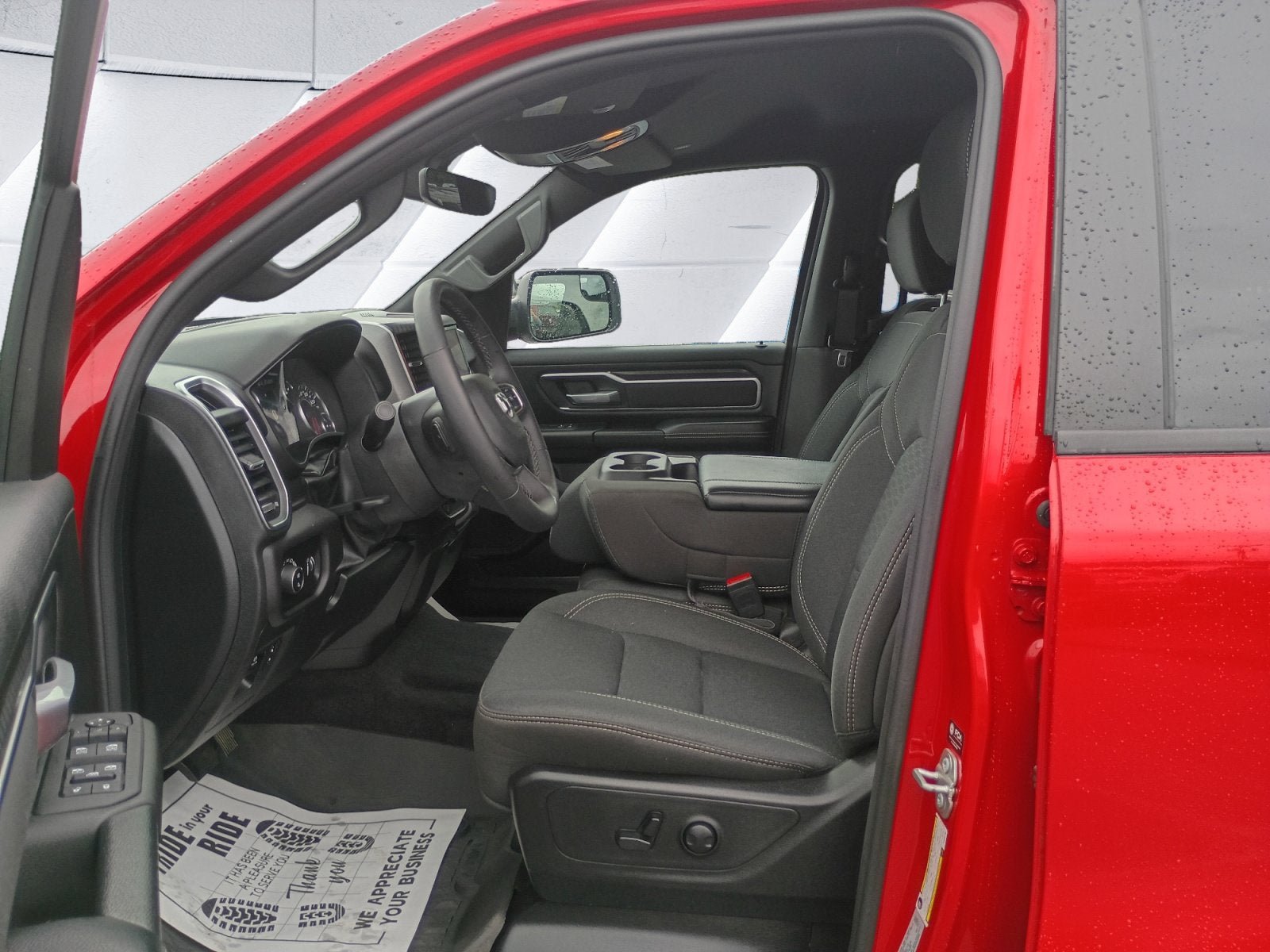 Used 2025 RAM 1500 Big Horn AWD/4WD image 10