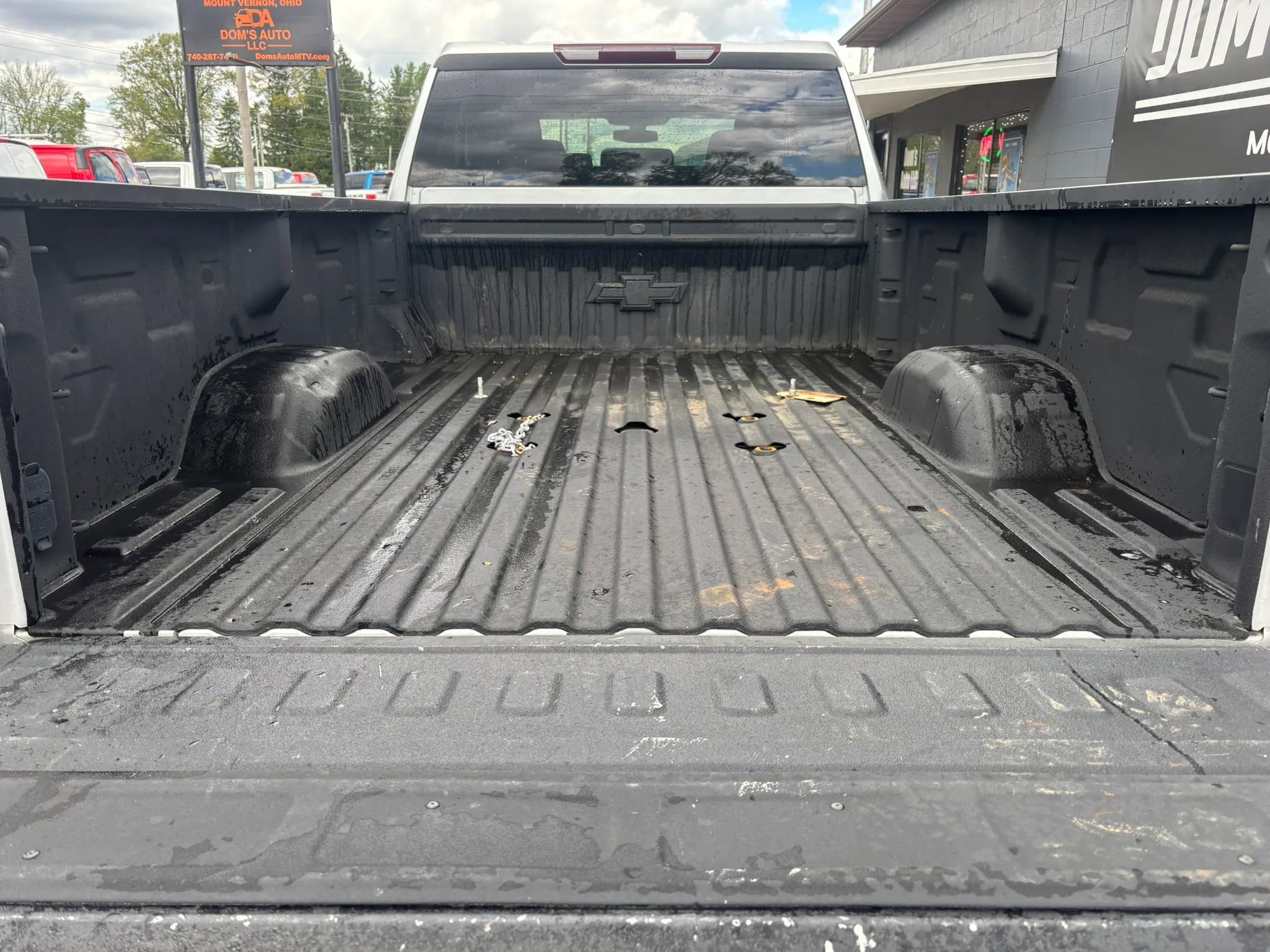 Used 2023 Chevrolet Silverado 3500 LT w/ Convenience Package AWD/4WD image 5