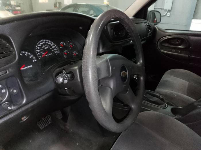 Used 2008 Chevrolet TrailBlazer LT w/ Sun And Sound Package AWD/4WD image 34