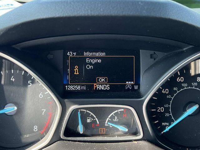 Used 2017 Ford Escape SE w/ Equipment Group 201A image 22