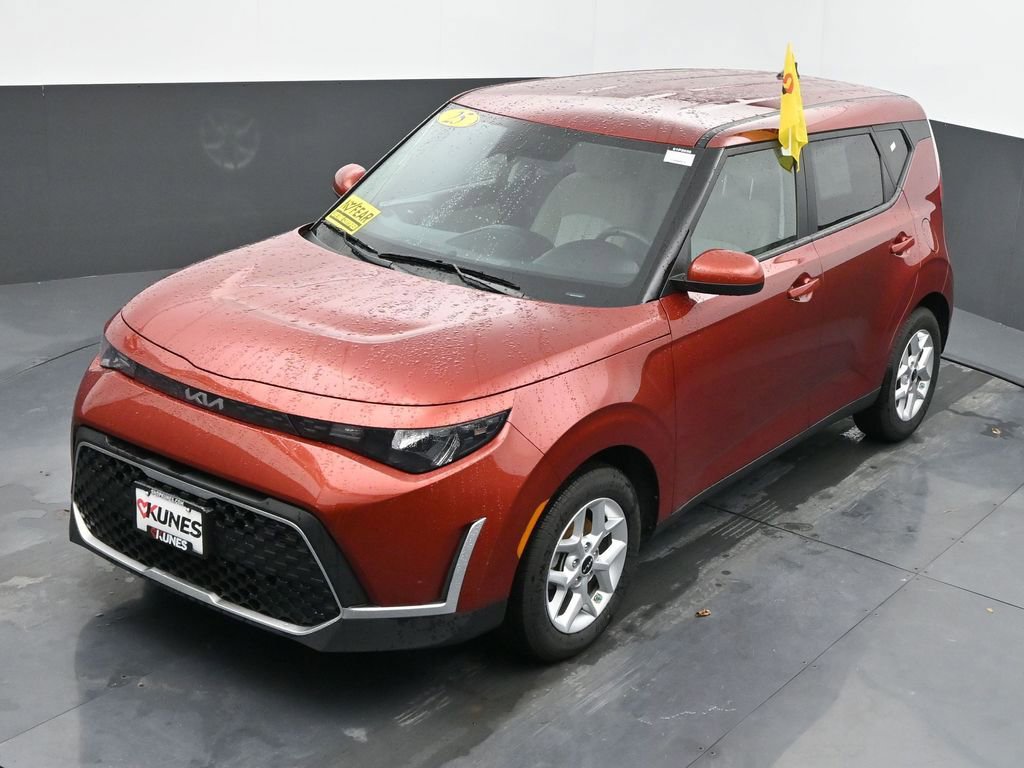 Used 2025 Kia Soul LX w/ LX Technology Package image 40