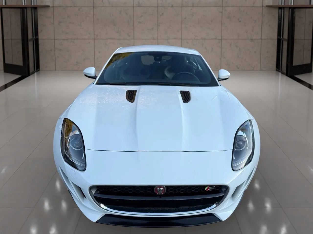 Used 2015 Jaguar F-TYPE S image 12