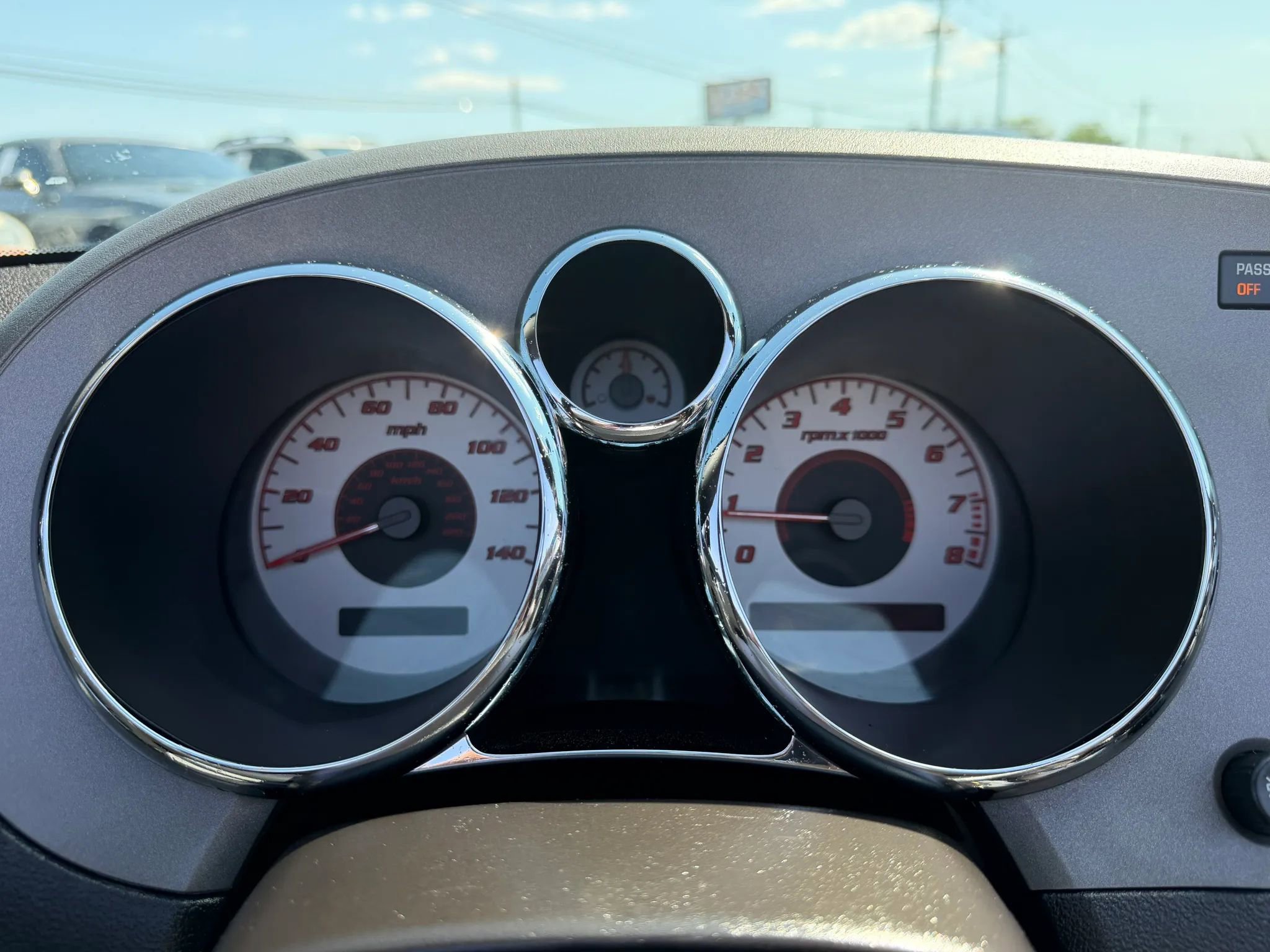 Used 2006 Pontiac Solstice Convertible w/ Premium Package image 19