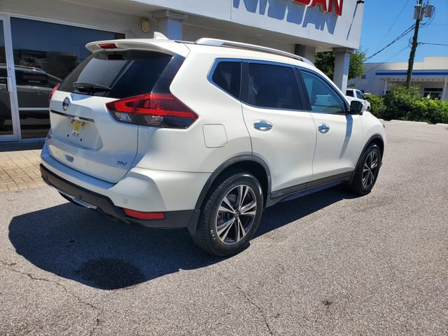 Used 2019 Nissan Rogue SV w/ Premium Package FWD image 6
