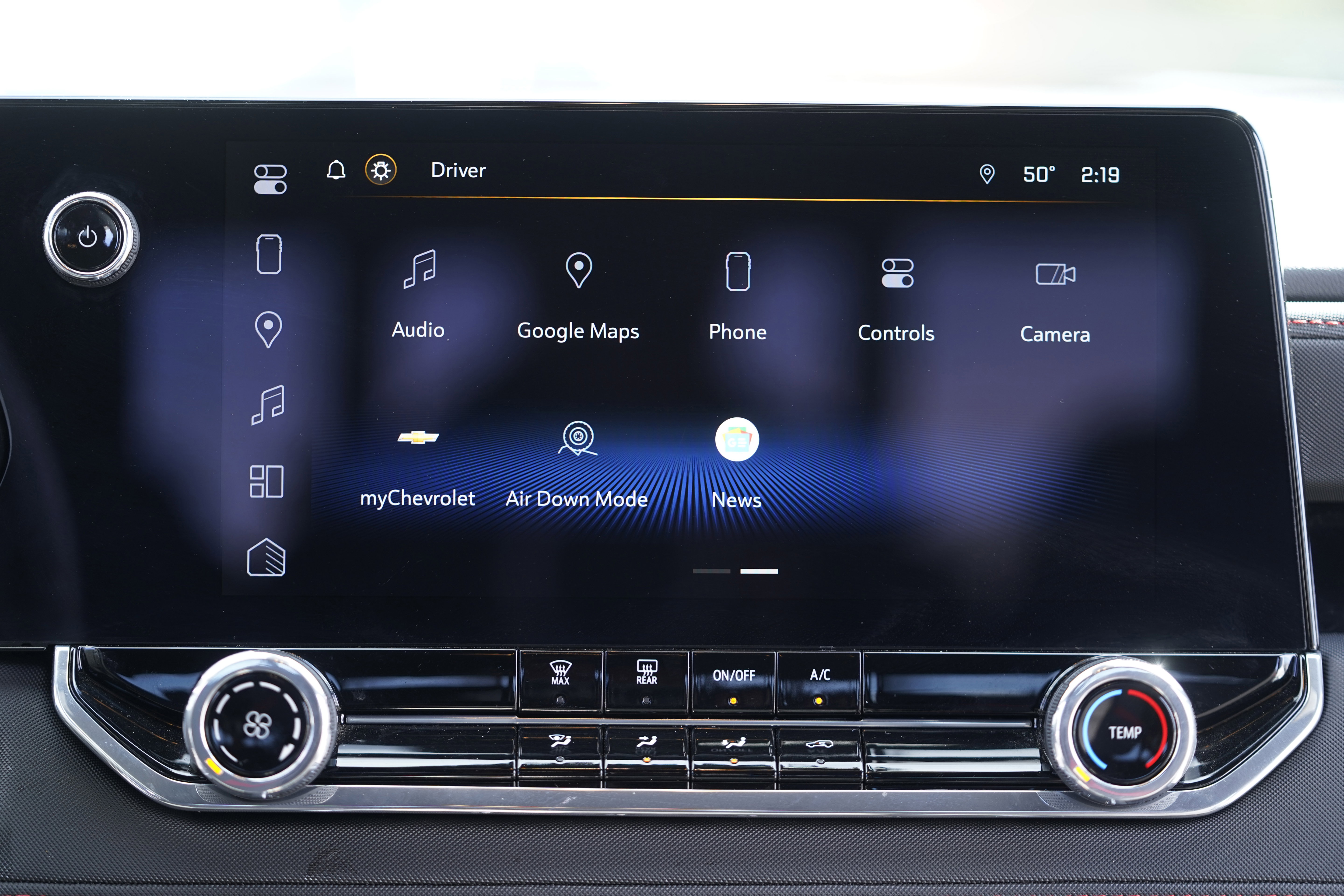 Used 2024 Chevrolet Colorado Z71 w/ Safety Package image 24