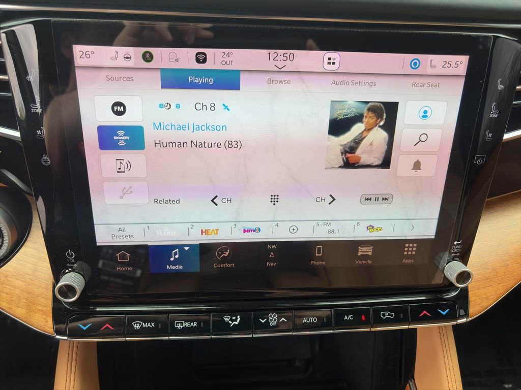 Used 2022 Jeep Grand Wagoneer Series III w/ Rear Seat Video Group 1 image 22