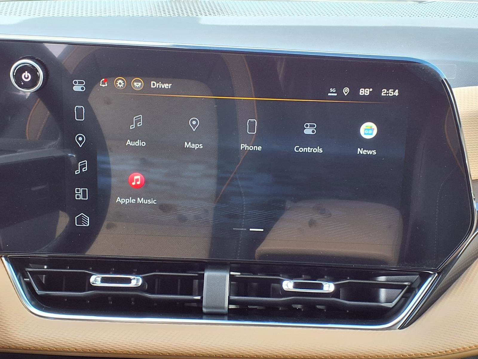 New 2026 Chevrolet Equinox ACTIV AWD/4WD image 8