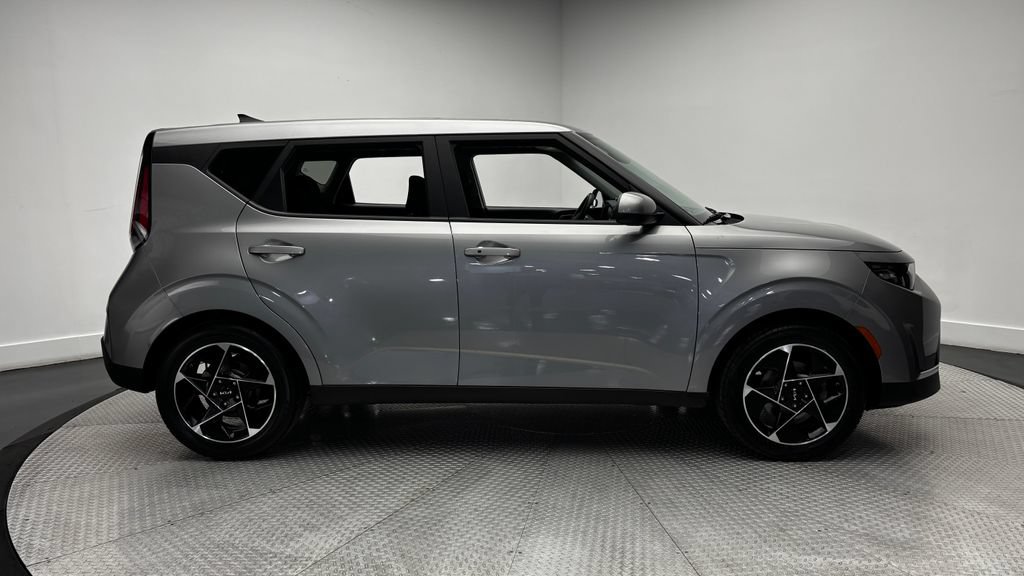 Used 2025 Kia Soul EX FWD image 41
