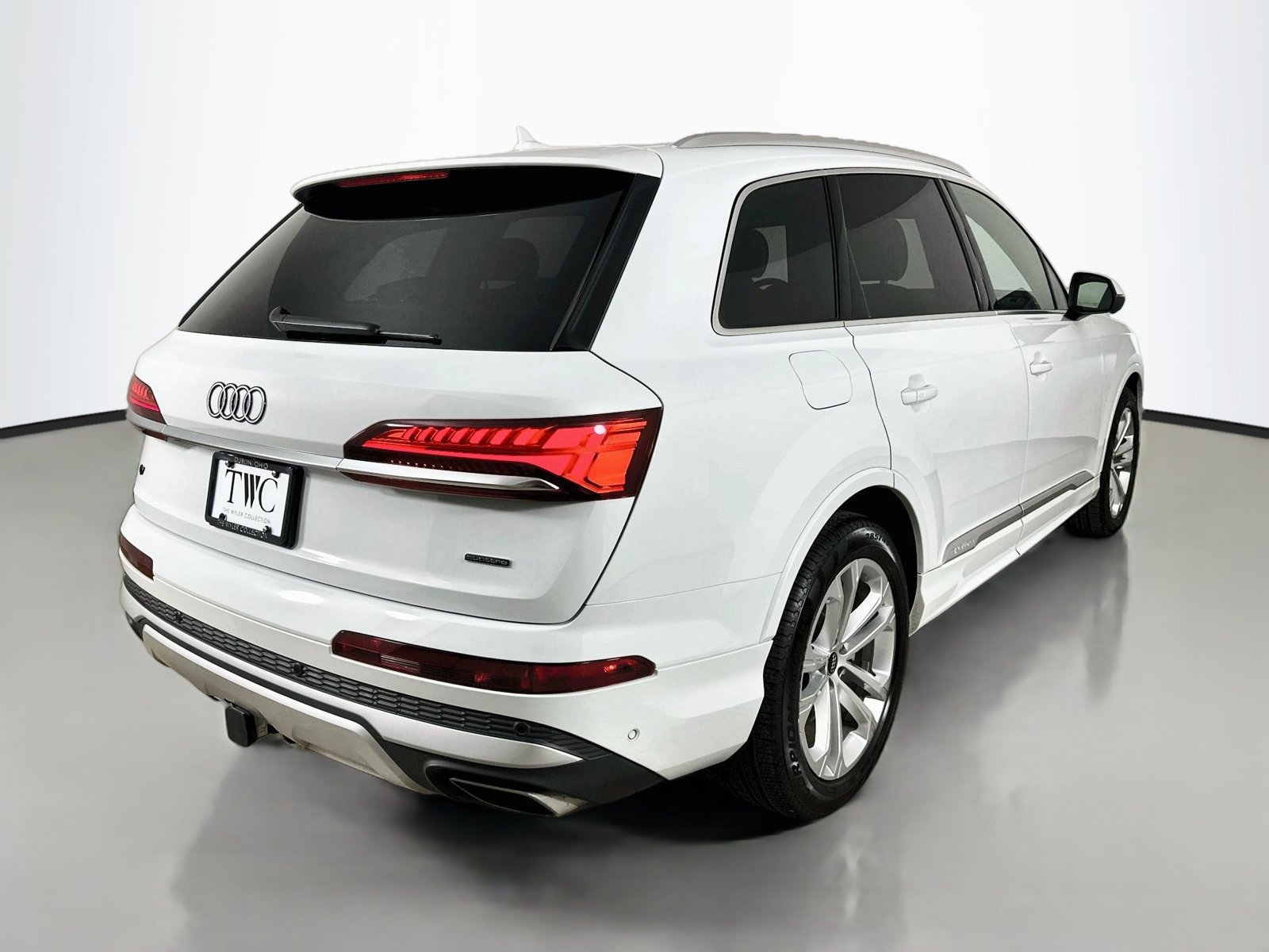 Used 2026 Audi Q7 3.0T Premium Plus w/ Premium Plus Package AWD/4WD image 5