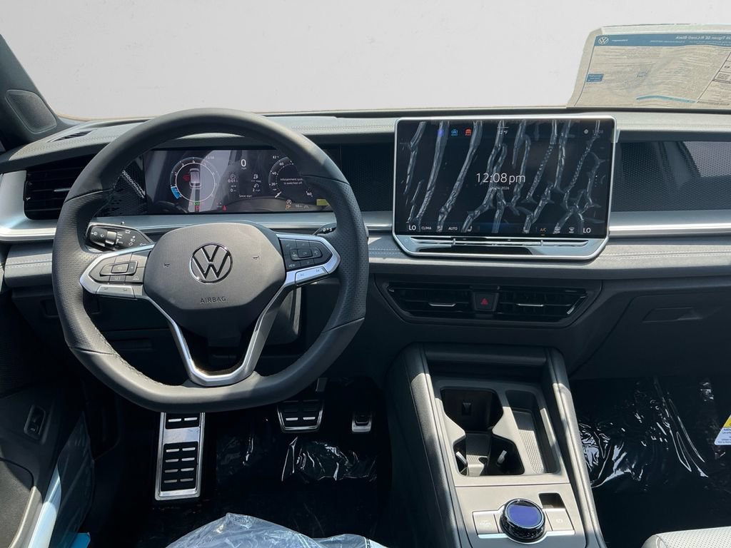 New 2026 Volkswagen Tiguan SE R-Line AWD/4WD image 10