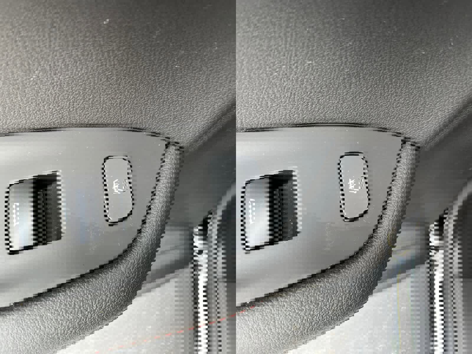 Used 2023 Chevrolet Blazer RS w/ Enhanced Convenience Package image 25