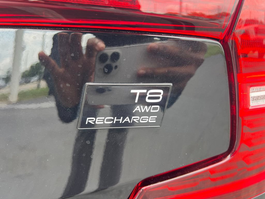 Used 2024 Volvo S60 T8 Plus AWD/4WD image 4