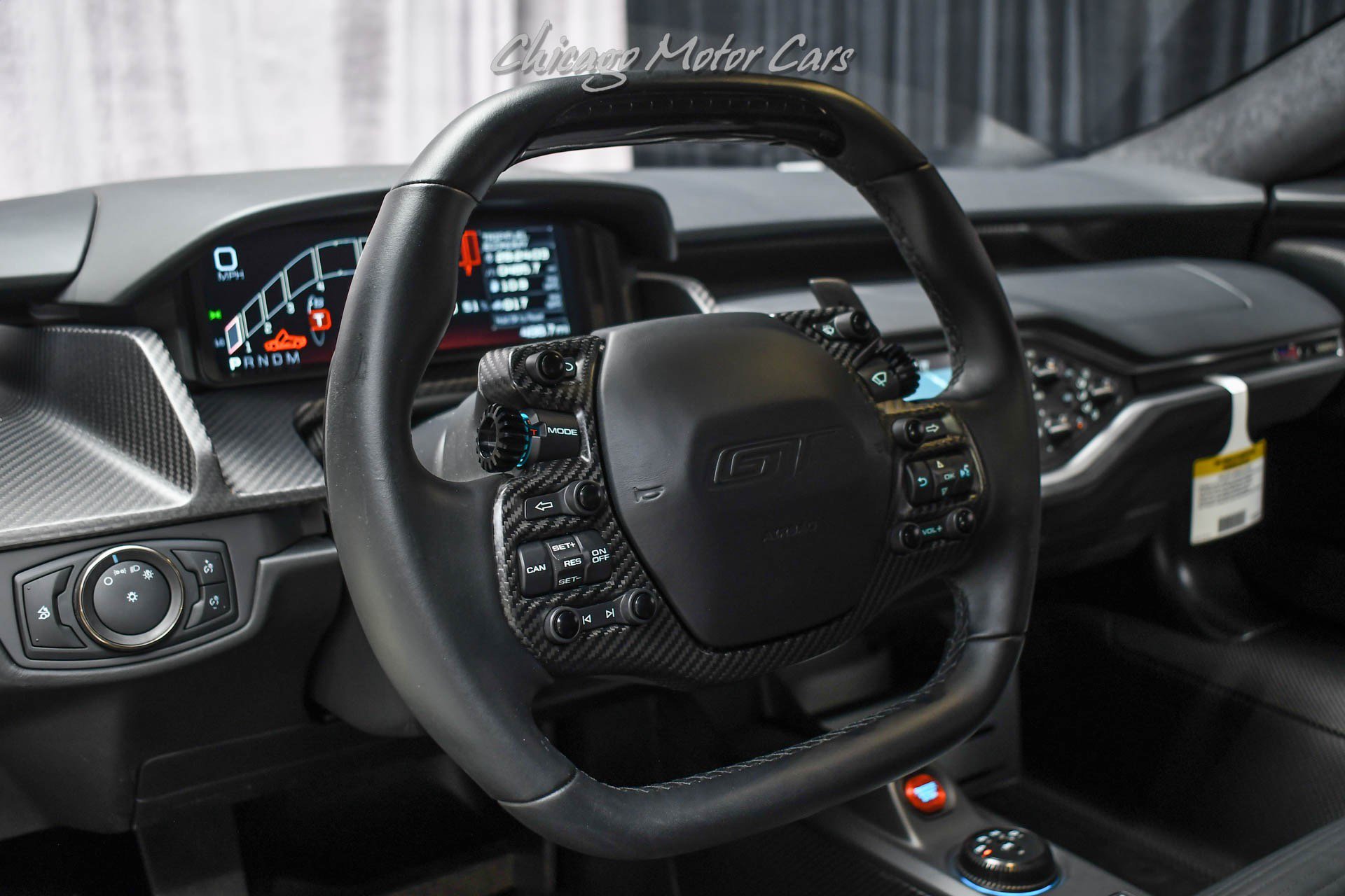 Used 2021 Ford GT RWD image 9