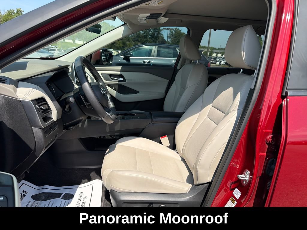 Used 2023 Nissan Rogue SV w/ SV Premium B Package FWD image 11