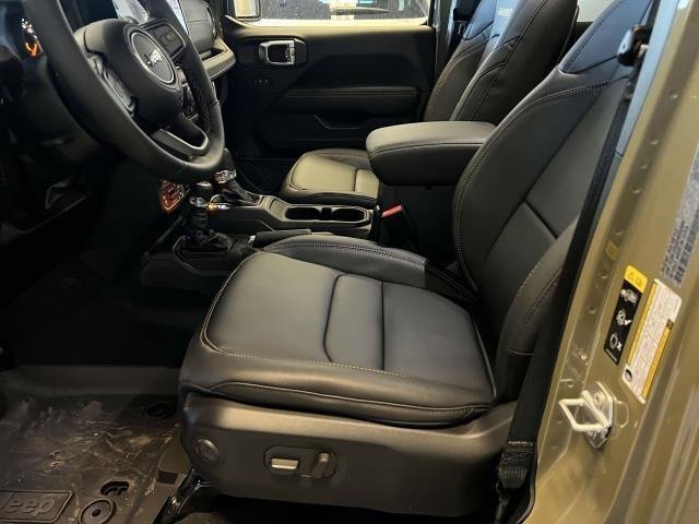 New 2025 Jeep Wrangler Unlimited Rubicon 392 image 13
