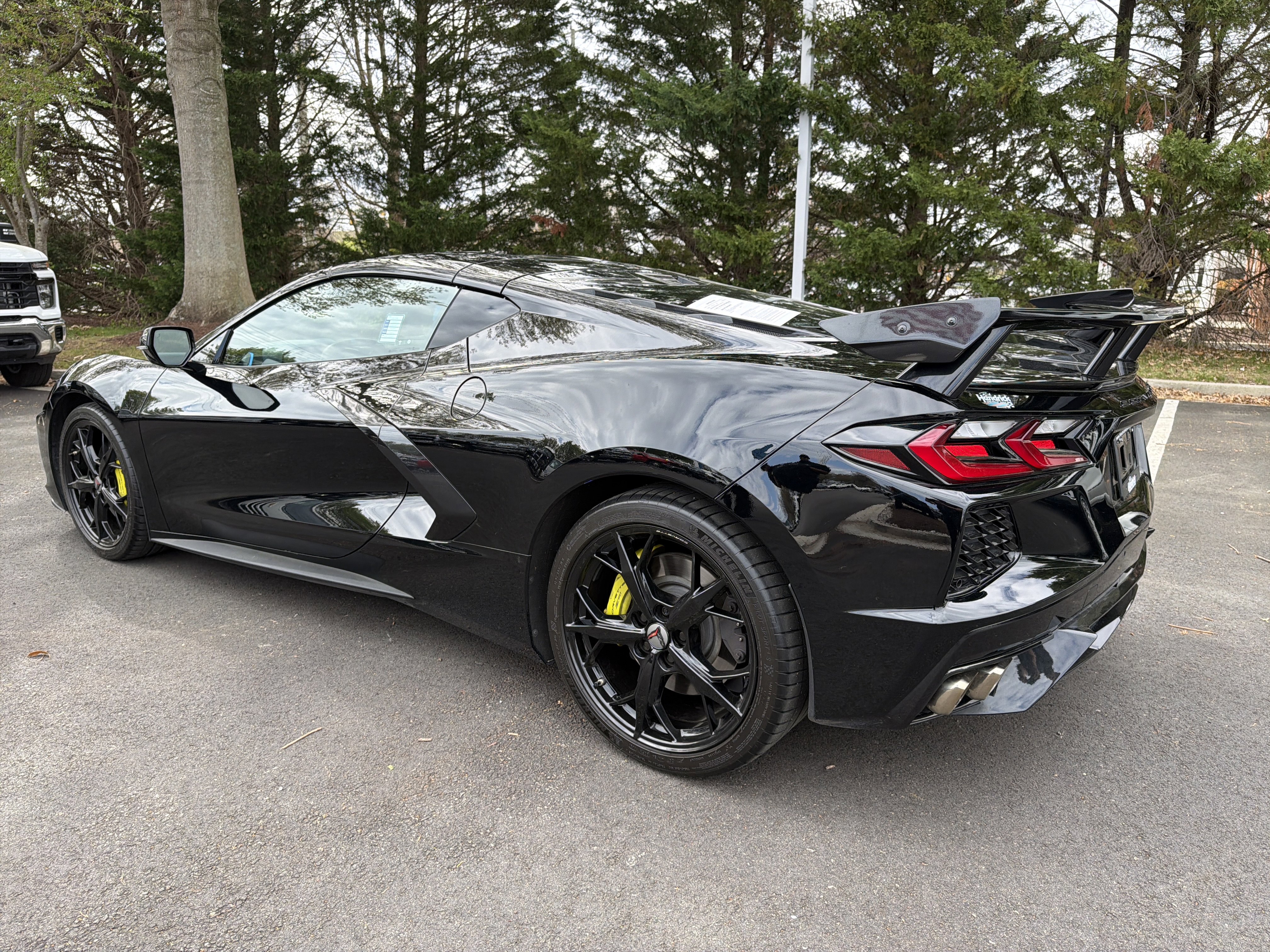 Used 2020 Chevrolet Corvette Stingray Premium Cpe w/ 3LT Preferred Equipment Group image 8