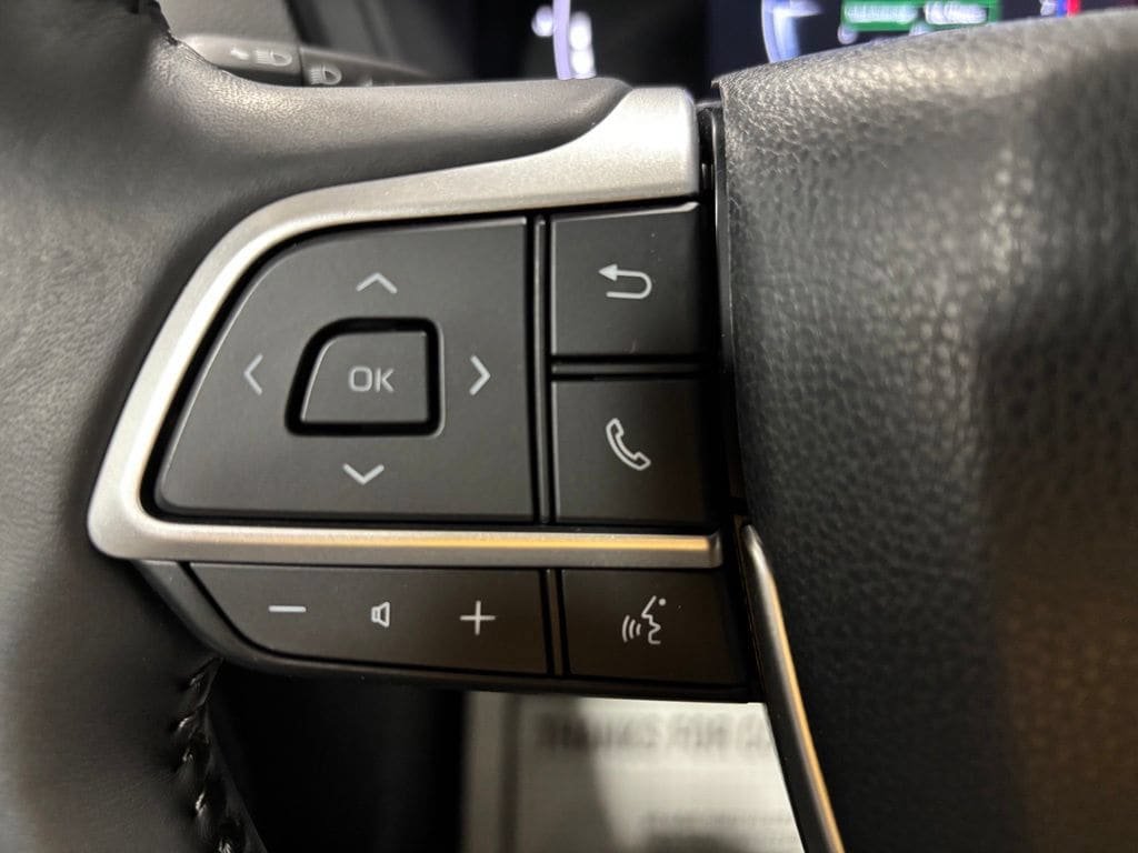 Used 2025 Toyota Grand Highlander AWD image 19
