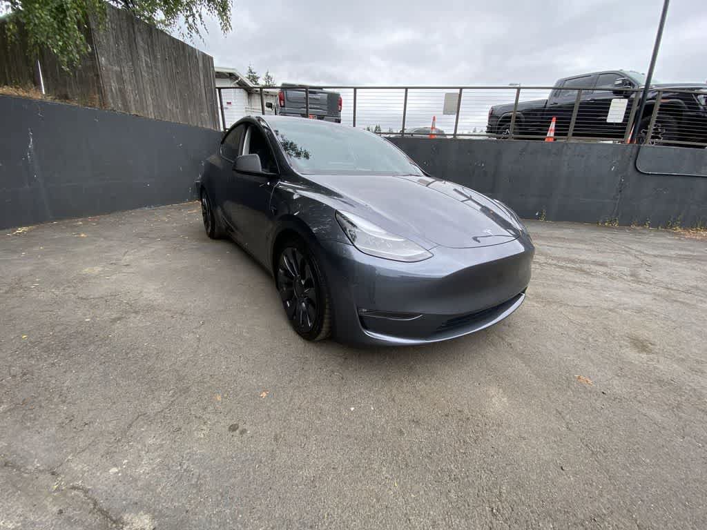 Used 2023 Tesla Model Y Performance AWD/4WD image 8