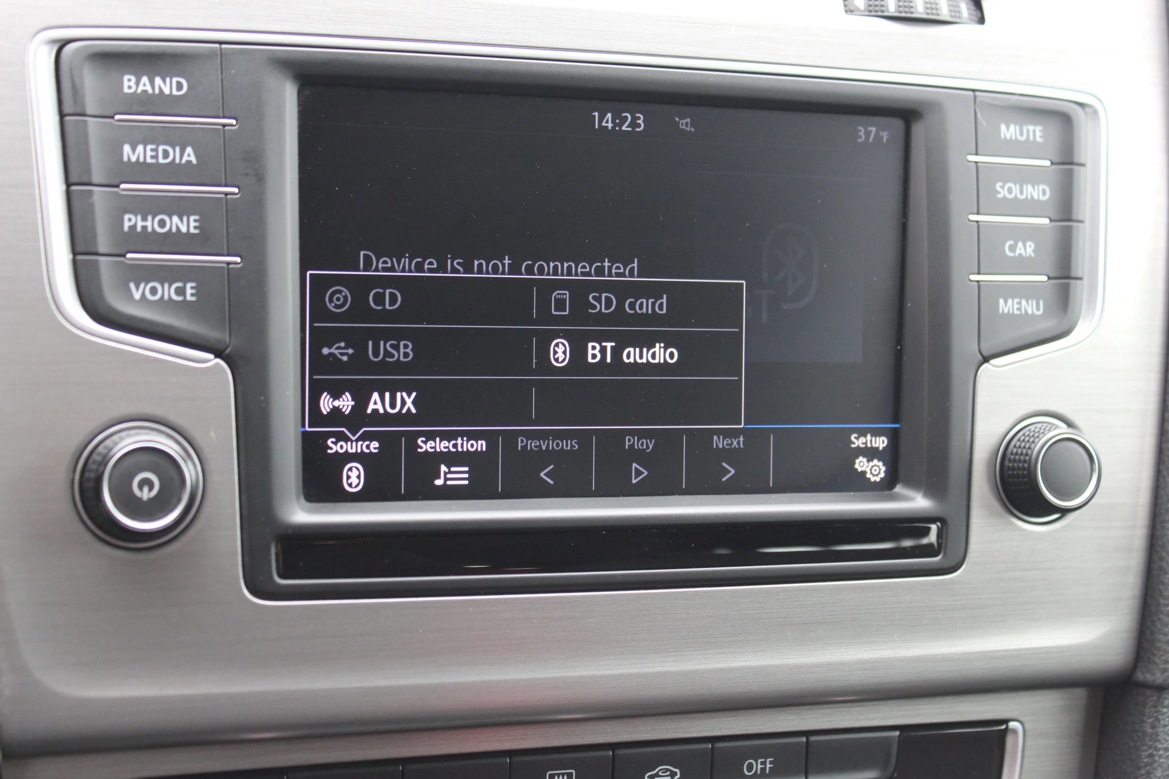Used 2017 Volkswagen Golf Wolfsburg Edition image 33