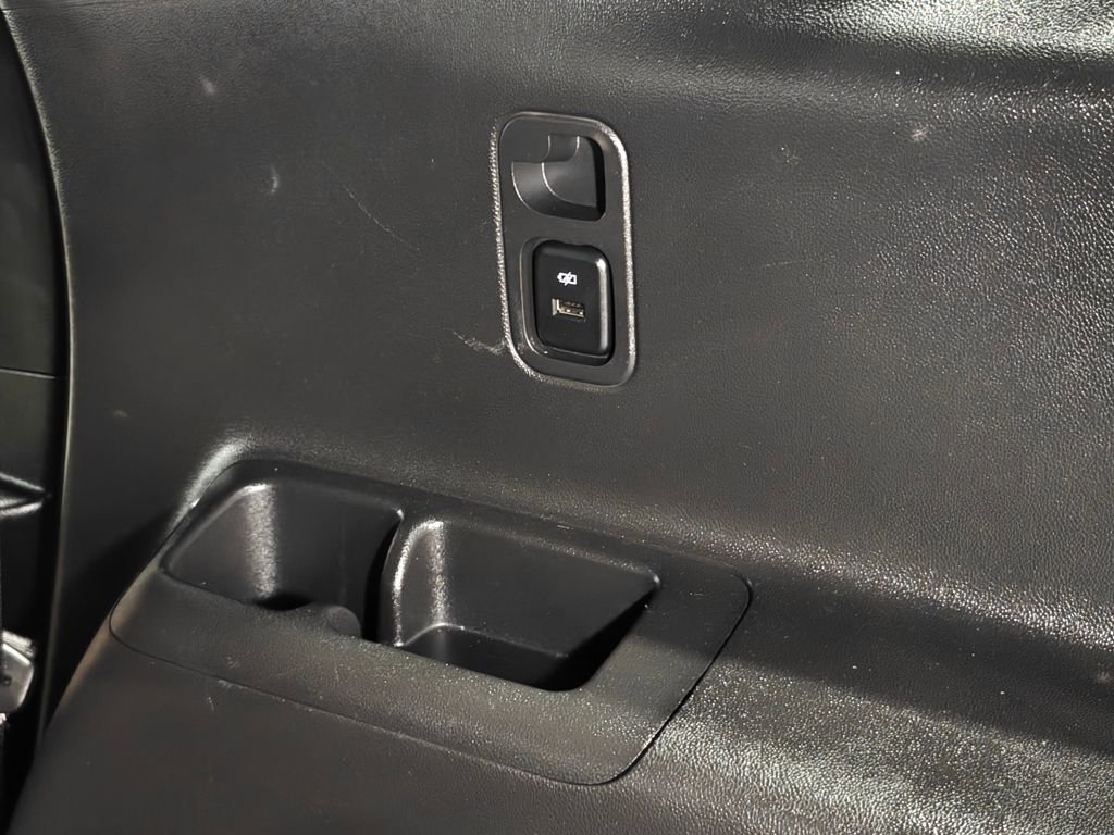 Used 2022 Chevrolet Traverse LT image 33