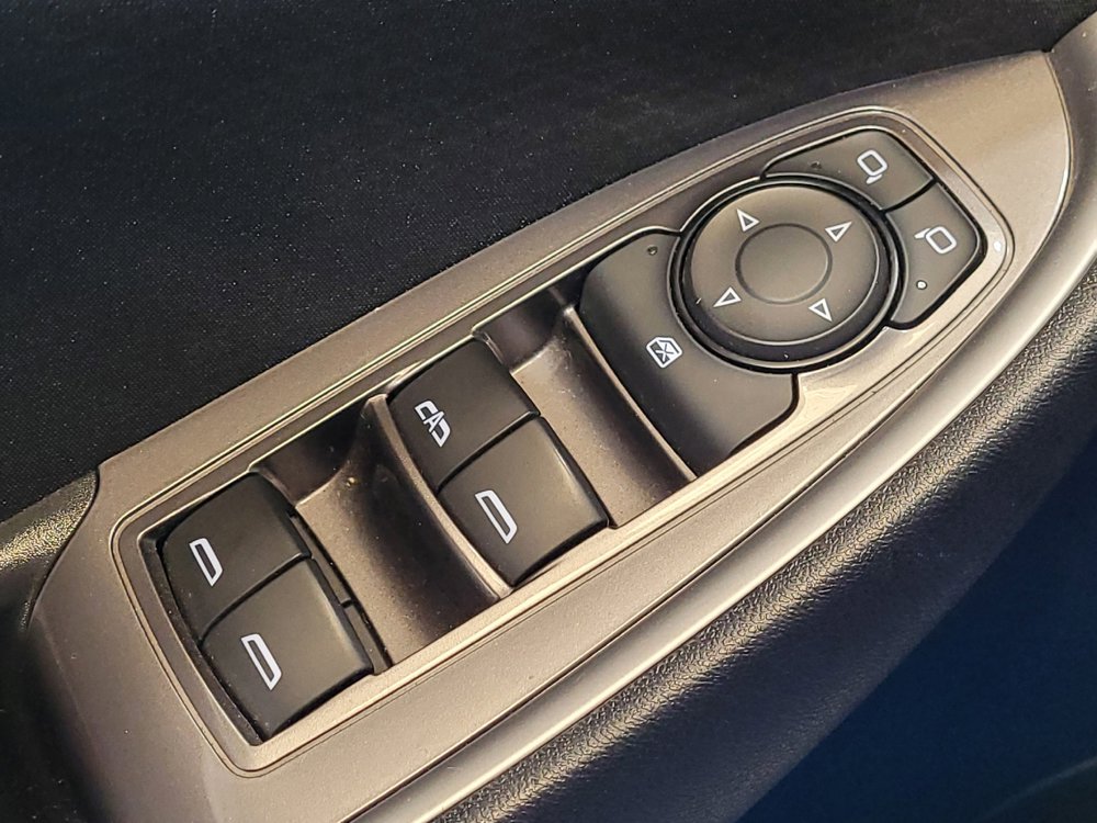 Used 2023 Chevrolet Malibu LT FWD image 27
