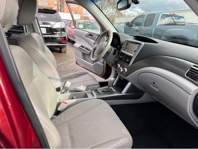 Used 2011 Subaru Forester 2.5X Limited image 12