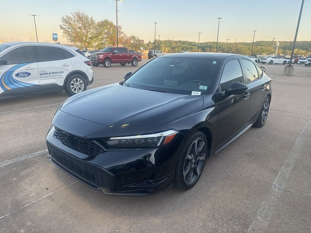 Used 2025 Honda Civic Sport Touring image 1