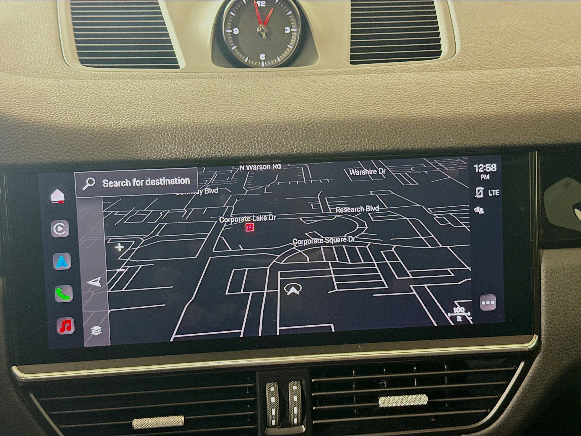 Used 2023 Porsche Cayenne image 16