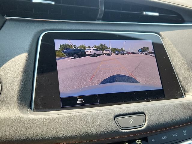 Certified 2023 Cadillac XT4 Sport AWD/4WD image 19