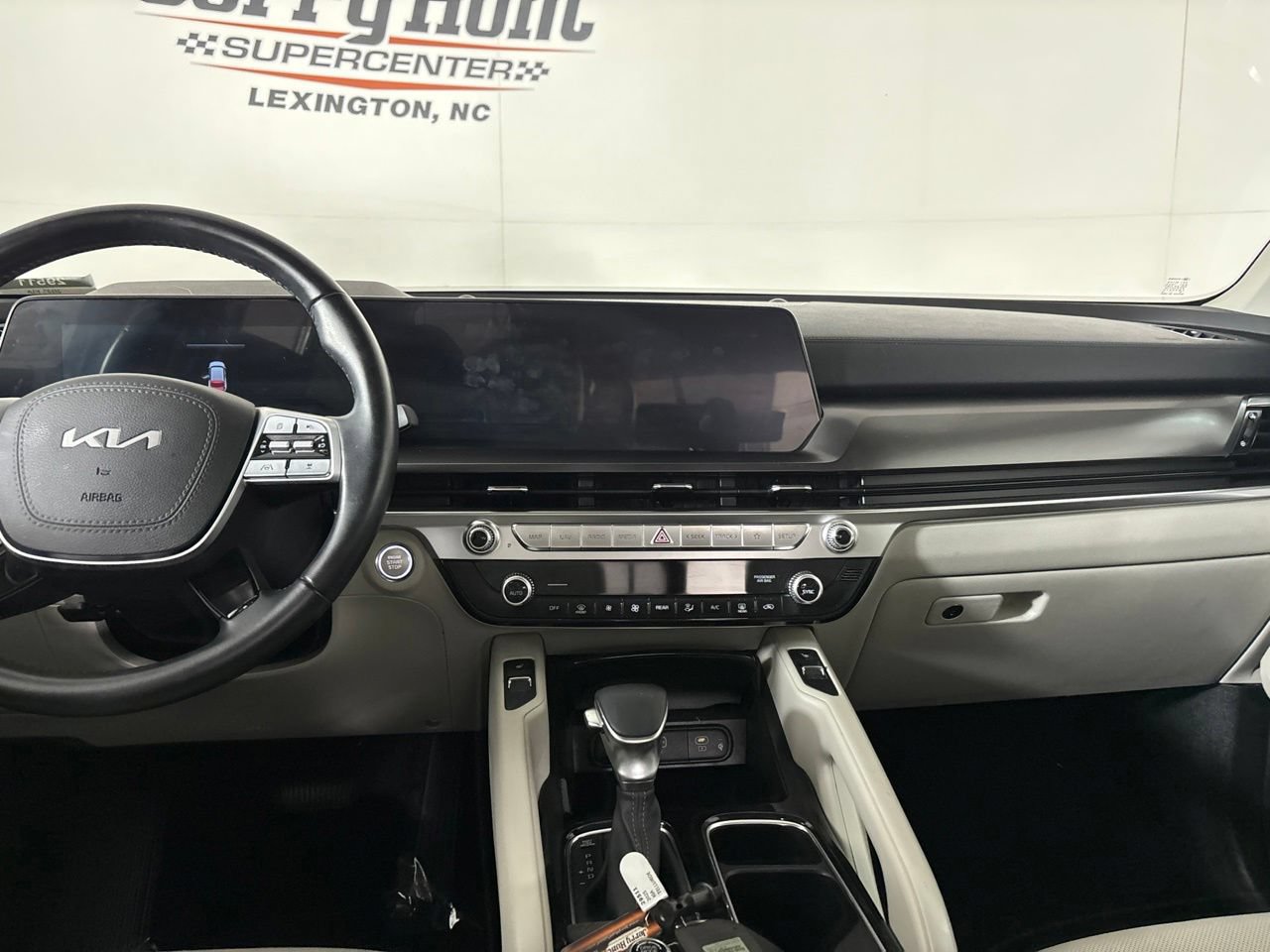 Used 2025 Kia Telluride S FWD image 27