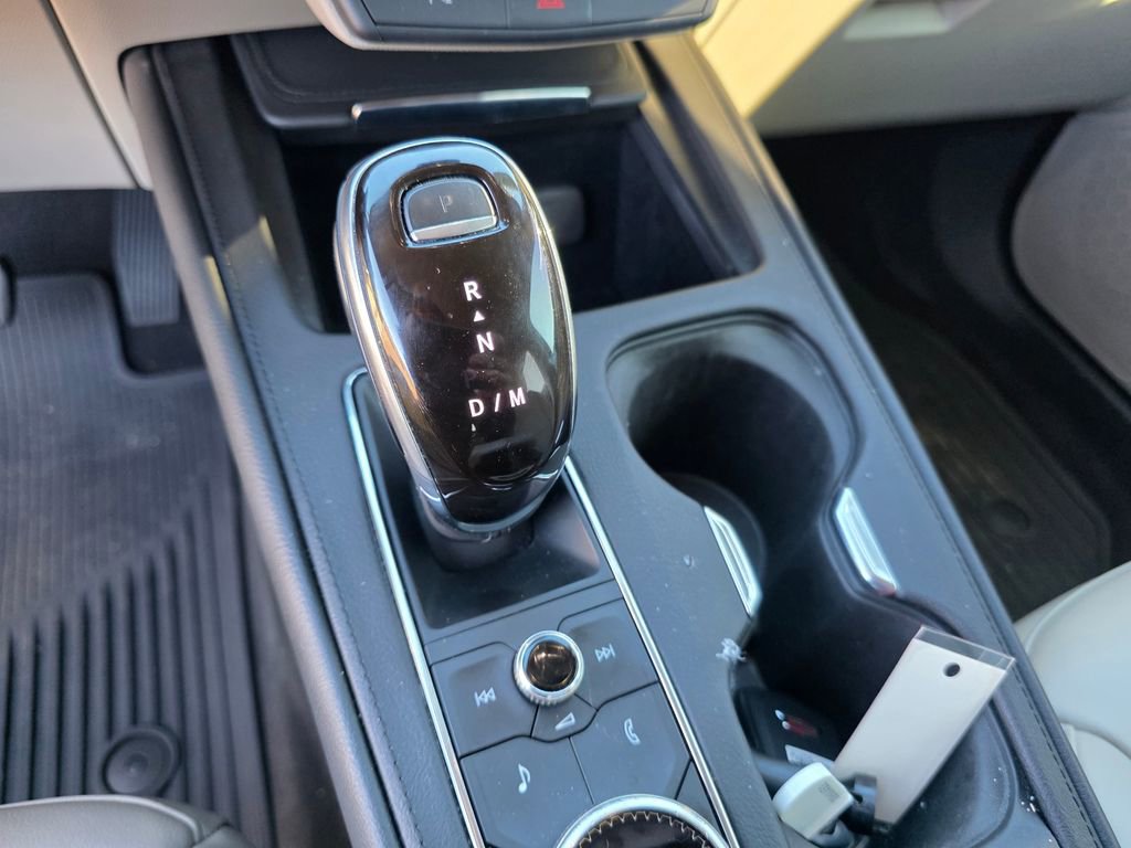 Used 2021 Cadillac XT4 Premium Luxury image 15